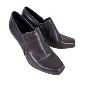 Nickels Park Brown Faux Leather Heeled Slip On Square Toe Booties Women's Size 9